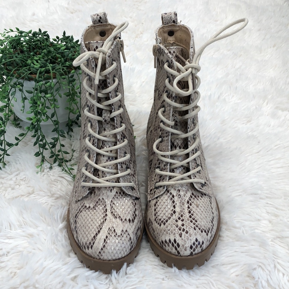 Sugar boots